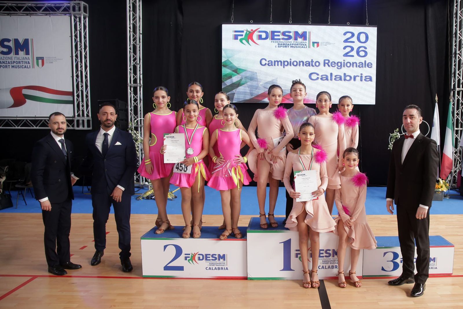 Il team New Ballet School sul podio del Campionato Regionale Calabria di danza sportiva